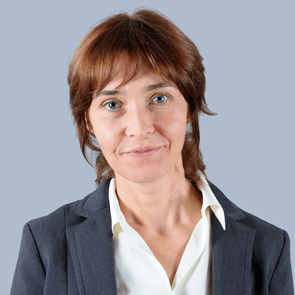 Portraitfoto von UPJ-Teammitglied Ellen Sturm